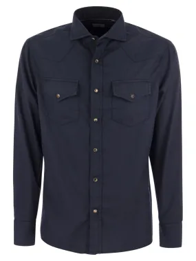 Camicia easy fit in twill tinto capo con bottoni automatici