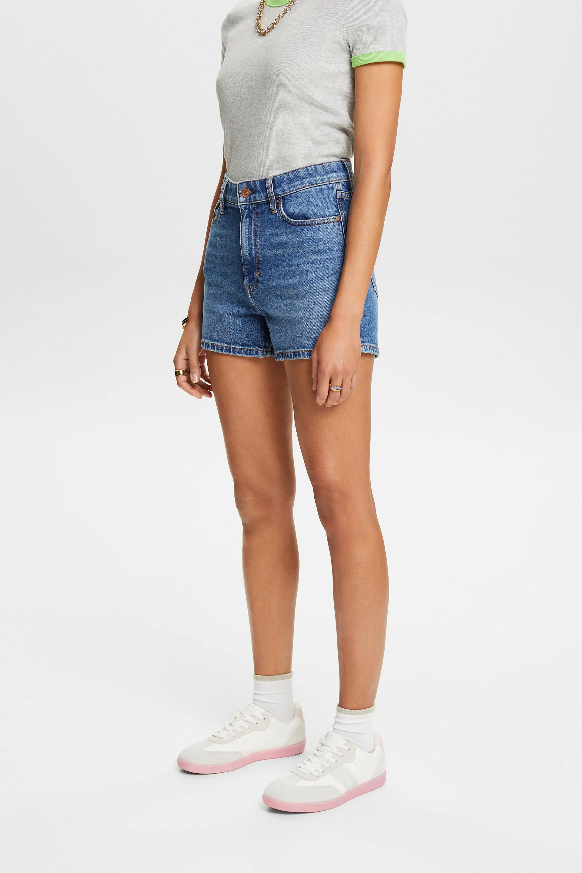 Pantaloncini a vita alta